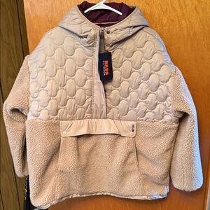 Bass Outdoor Women's Beige Quilted & Sherpa Pullover Hoodie